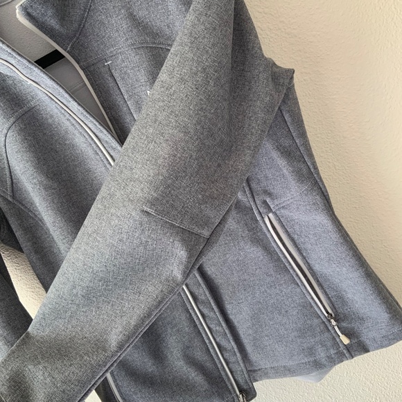 LIKE NEW! North Face Apex Bionic Jacket Gray Size Medium - Picture 9 of 15